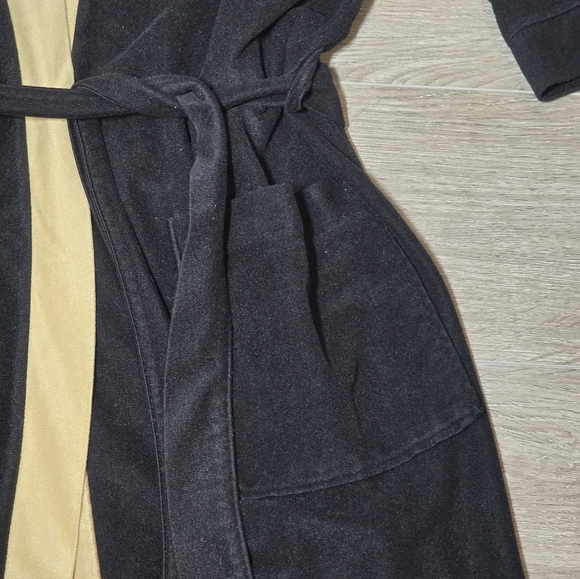 Vintage Sears One Size Fits Most Mens Kimono Style Robe Black Red Tan Belted - Picture 5 of 6